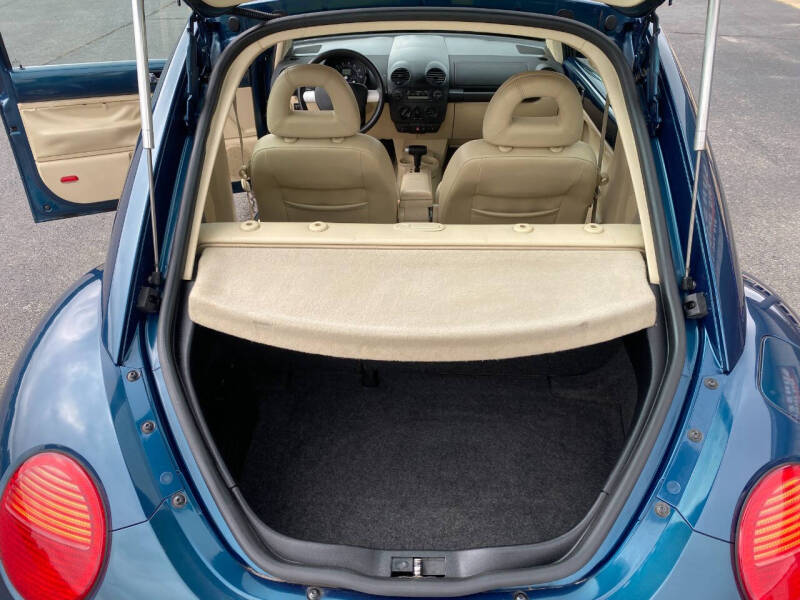 2002 Volkswagen New Beetle GLS