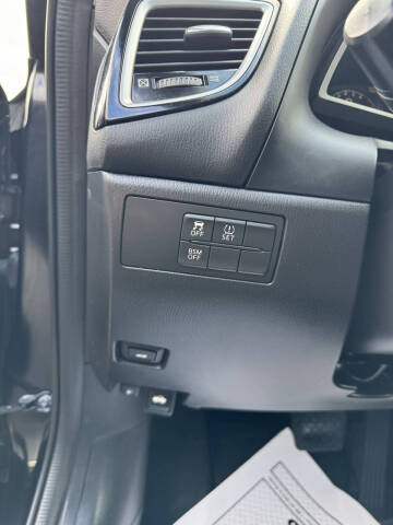 2015 Mazda MAZDA3 i Touring