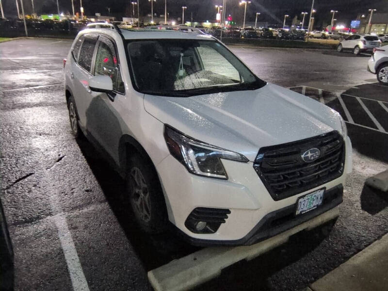 2023 Subaru Forester Premium