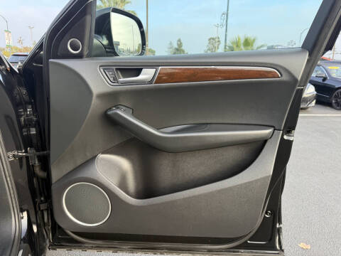 2012 Audi Q5 3.2 quattro Premium Plus