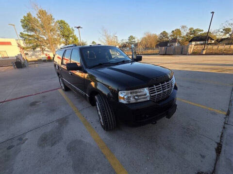 2013 Lincoln Navigator L for sale at Essence Autos in Spring TX