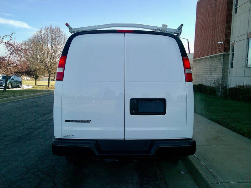 2017 Chevrolet Express 2500