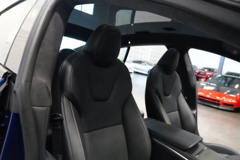 2023 Tesla Model S Plaid