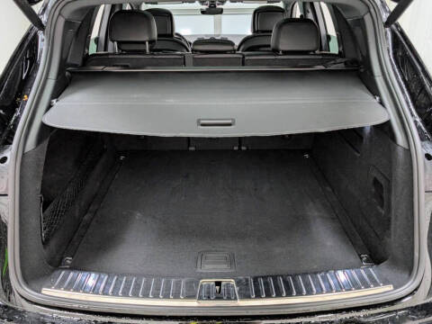 2022 Porsche Cayenne Platinum Edition