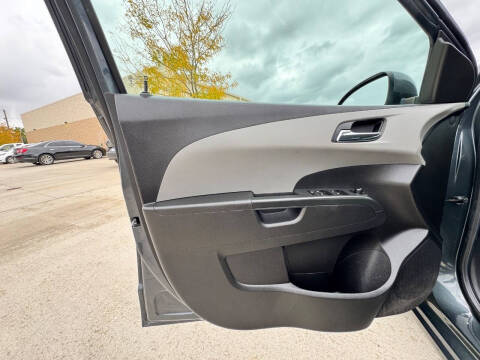 2013 Chevrolet Sonic LT Auto