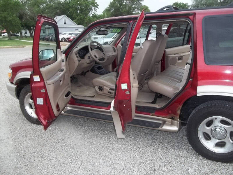 2000 Ford Explorer Eddie Bauer