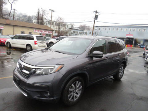 2020 Honda Pilot for sale at Saw Mill Auto in Yonkers NY
