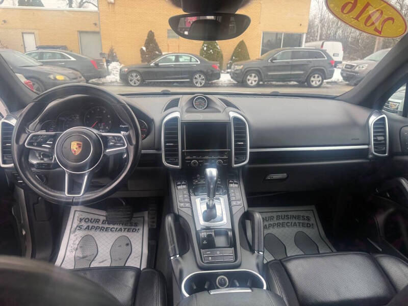 2016 Porsche Cayenne