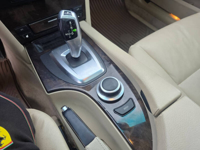 2008 BMW 5 Series 528xi