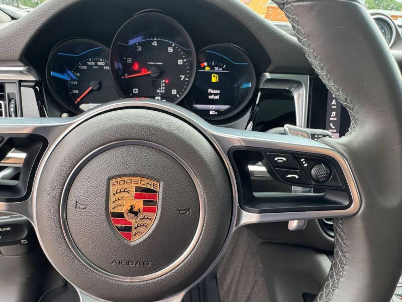 2019 Porsche Macan