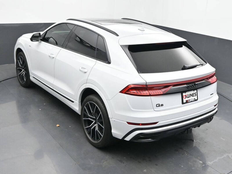 2022 Audi Q8 quattro Premium Plus 55 TFSI