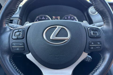 2017 Lexus IS 200t