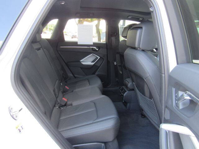 2025 Audi Q3 quattro S line Premium 45 TFSI