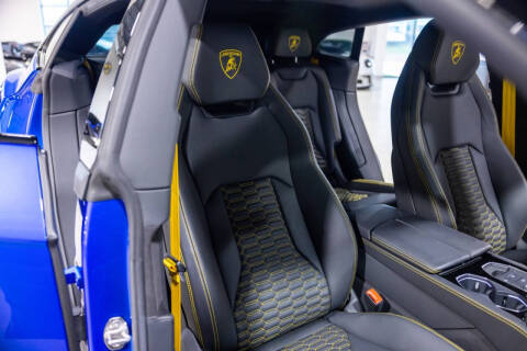 2022 Lamborghini Urus