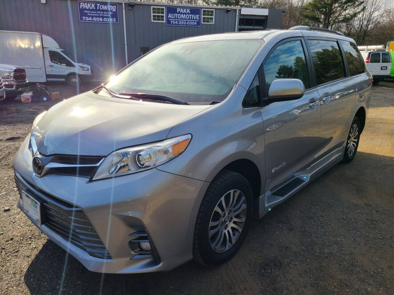 2018 toyota sienna xle premium sales for sale