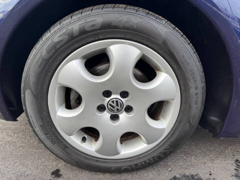 2002 Volkswagen New Beetle GLS