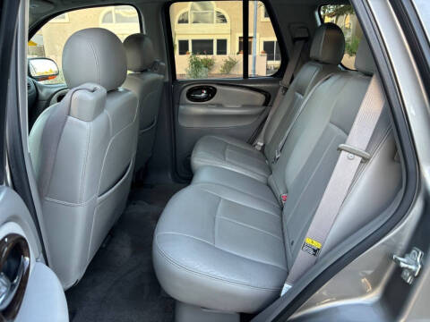 2005 Buick Rainier CXL