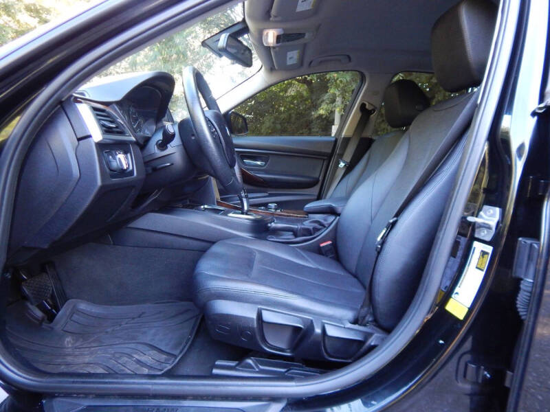 2018 BMW 3 Series 320i