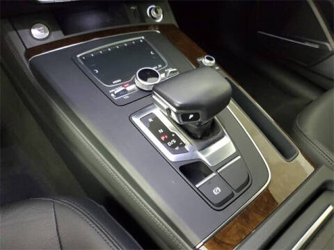 2019 Audi Q5 quattro Prestige 45 TFSI