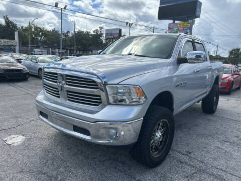 2014 RAM 1500 SLT