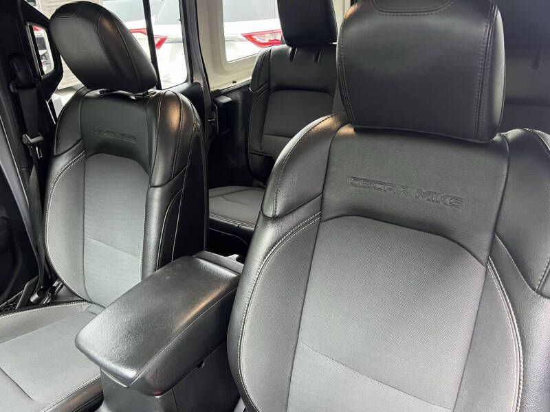 2020 Jeep Wrangler Unlimited Freedom