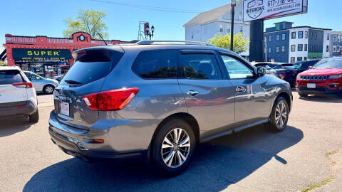 2017 Nissan Pathfinder S