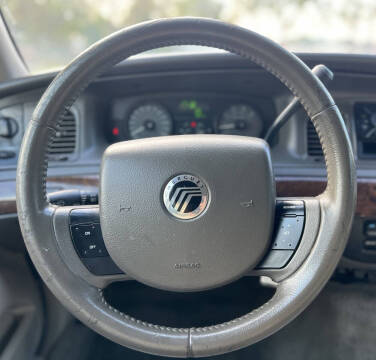 2009 Mercury Grand Marquis LS