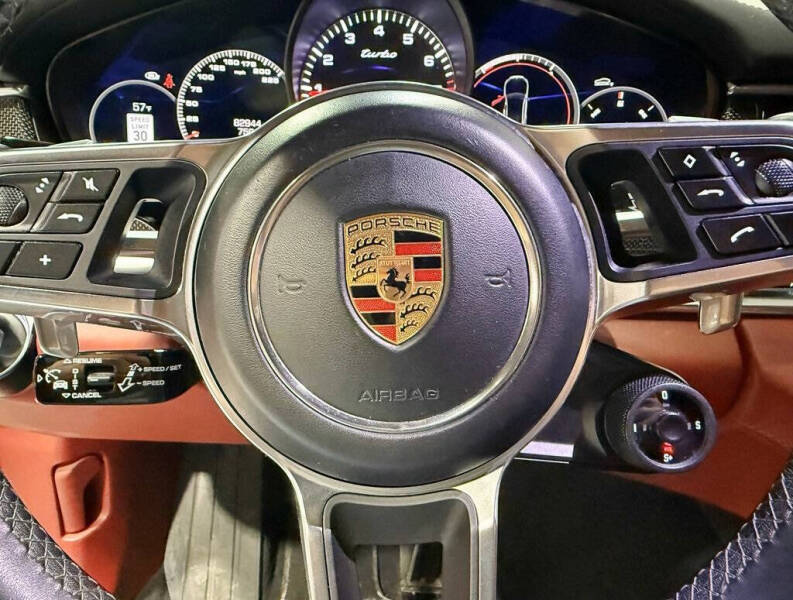 2017 Porsche Panamera Turbo