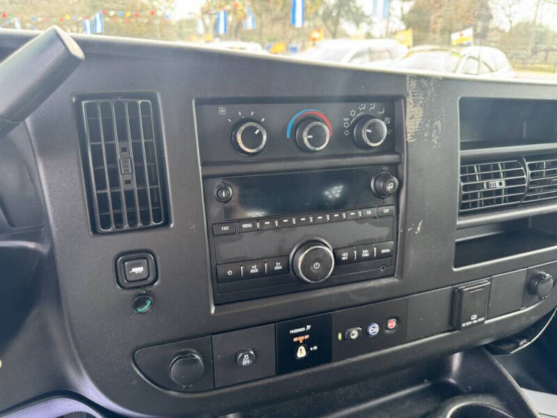 2019 Chevrolet Express 2500
