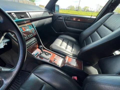 1992 Mercedes-Benz 500-Class 500 E