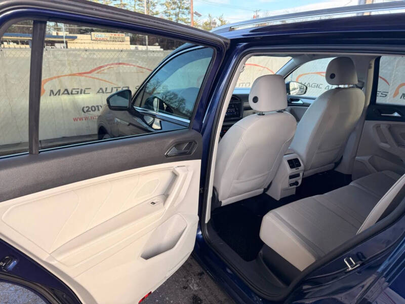 2022 Volkswagen Tiguan SE 4Motion