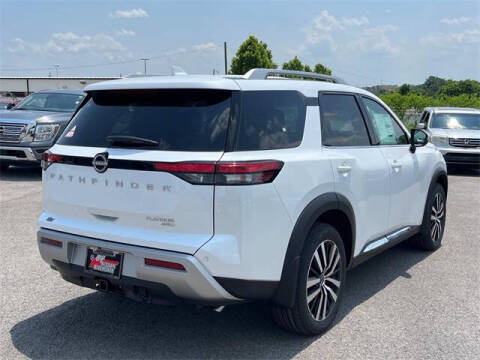 2025 Nissan Pathfinder Platinum