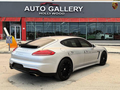 2016 Porsche Panamera