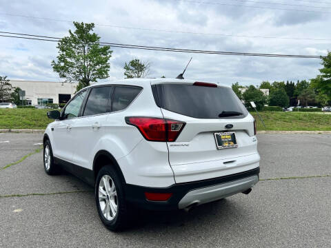 2019 Ford Escape SE