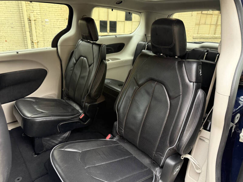 2017 Chrysler Pacifica Limited