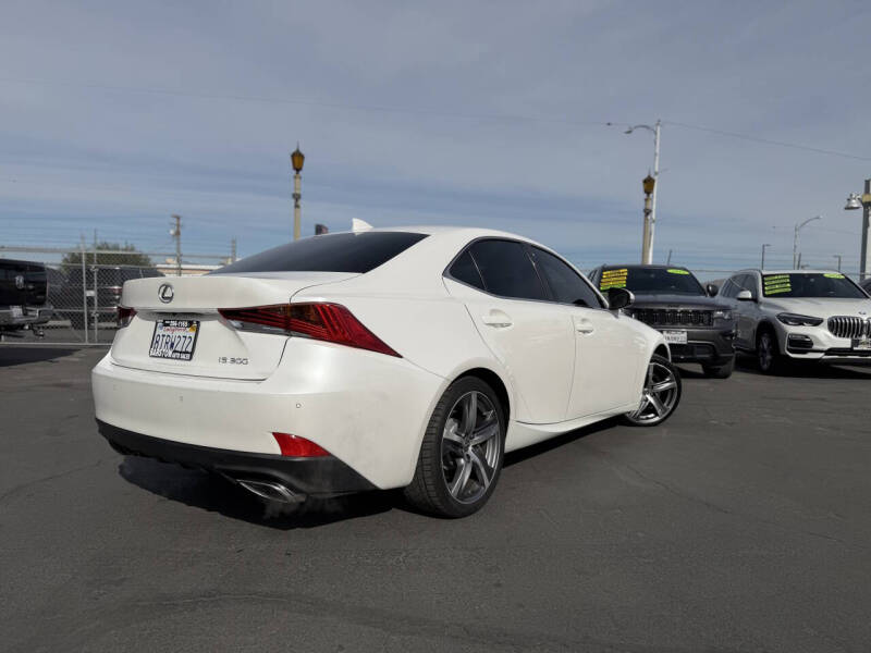 2018 Lexus IS 300