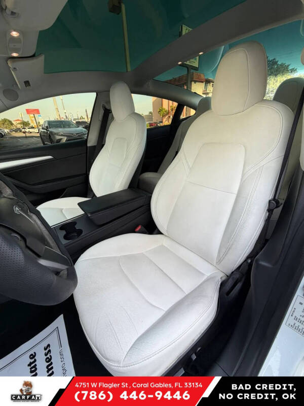 2021 Tesla Model 3 Standard Range Plus