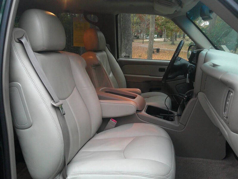 2003 Chevrolet Tahoe LS