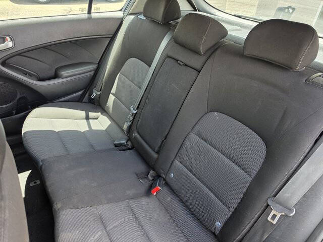 2018 Kia Forte5 LX