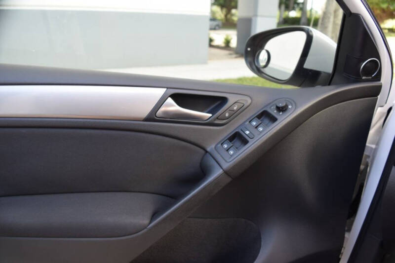 2013 Volkswagen Golf TDI