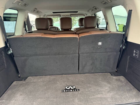 2022 Infiniti QX80 Luxe