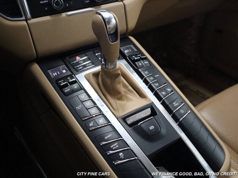 2016 Porsche Macan S