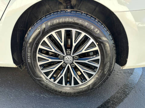 2018 Volkswagen Passat 2.0T S