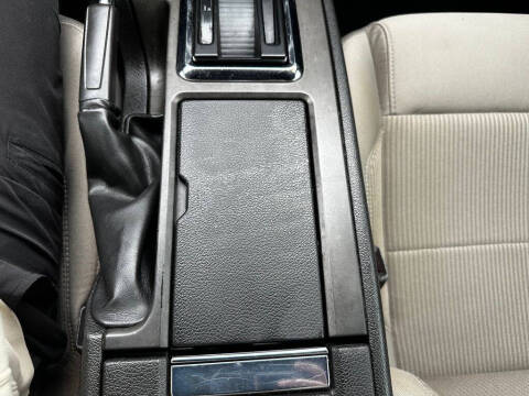 2012 Ford Mustang V6