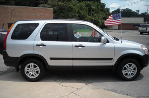 2004 Honda CR-V for sale at FIVE FRIENDS AUTO in Wilmington DE