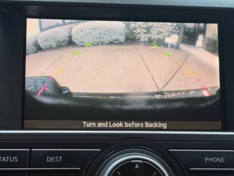 2010 Nissan Armada Platinum