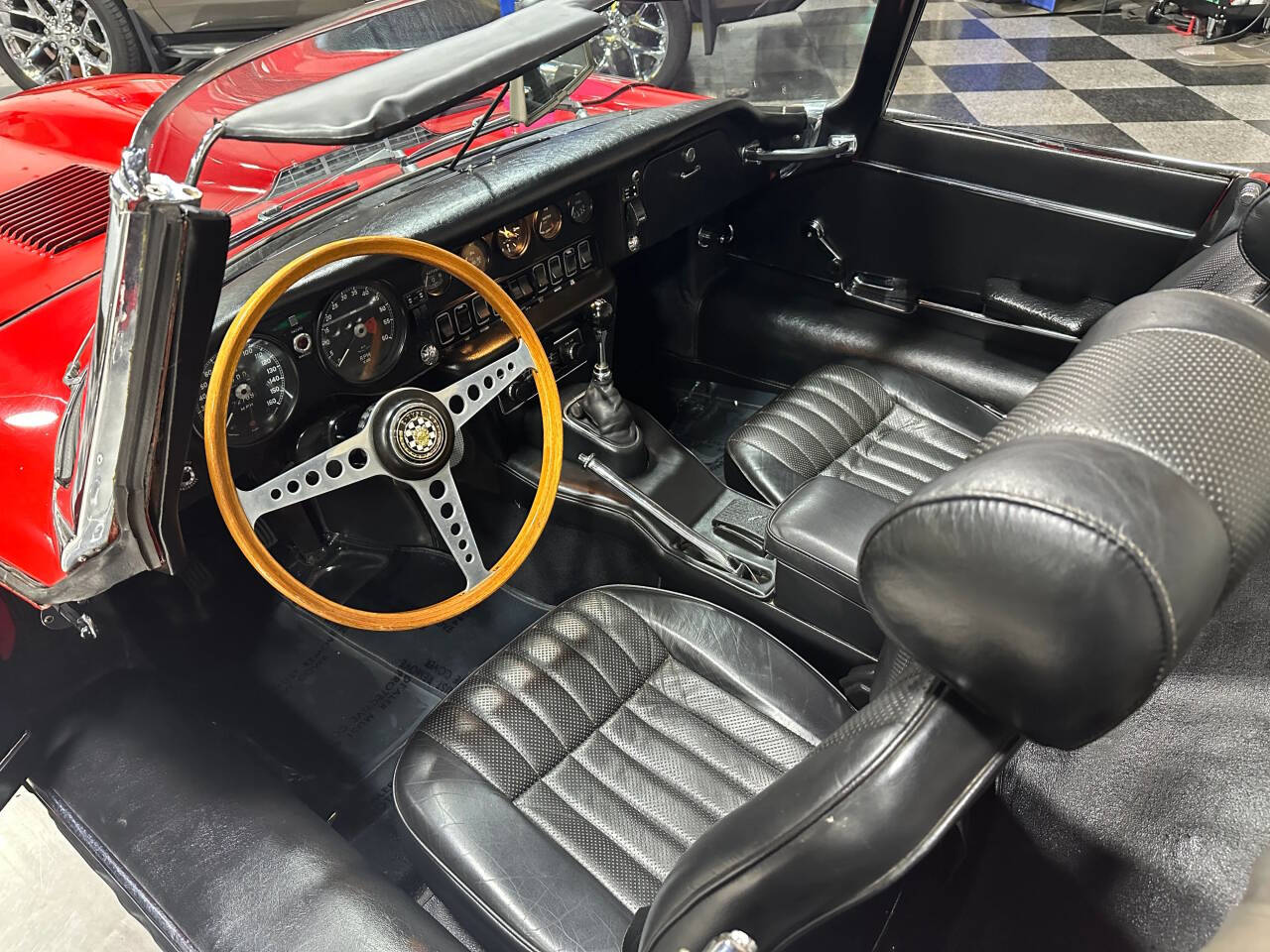 1970 Jaguar E-Type 54