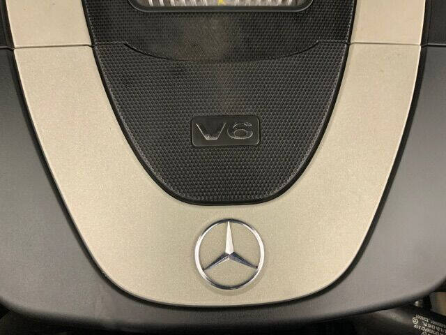 2011 Mercedes-Benz C-Class C 300 Luxury