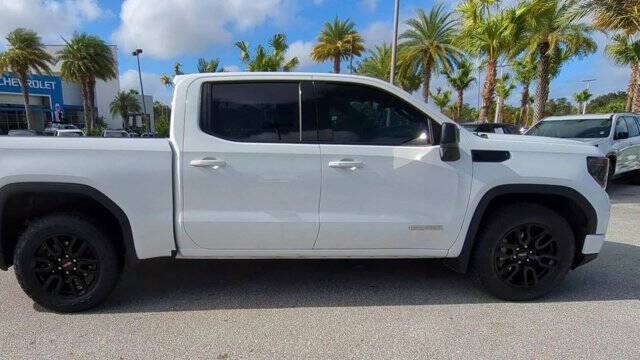 2022 GMC Sierra 1500 Elevation