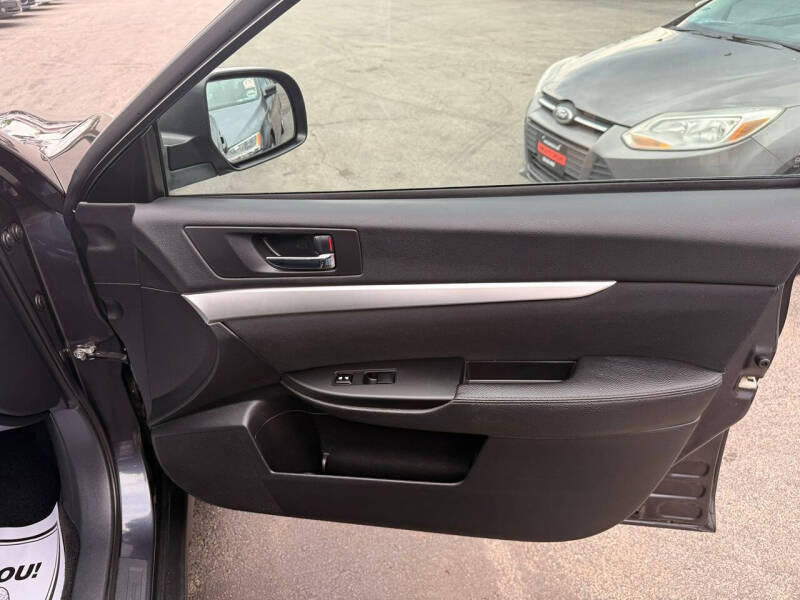 2011 Subaru Outback 2.5i